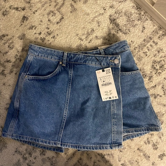 NWT Zara Denim Skort - Picture 1 of 4